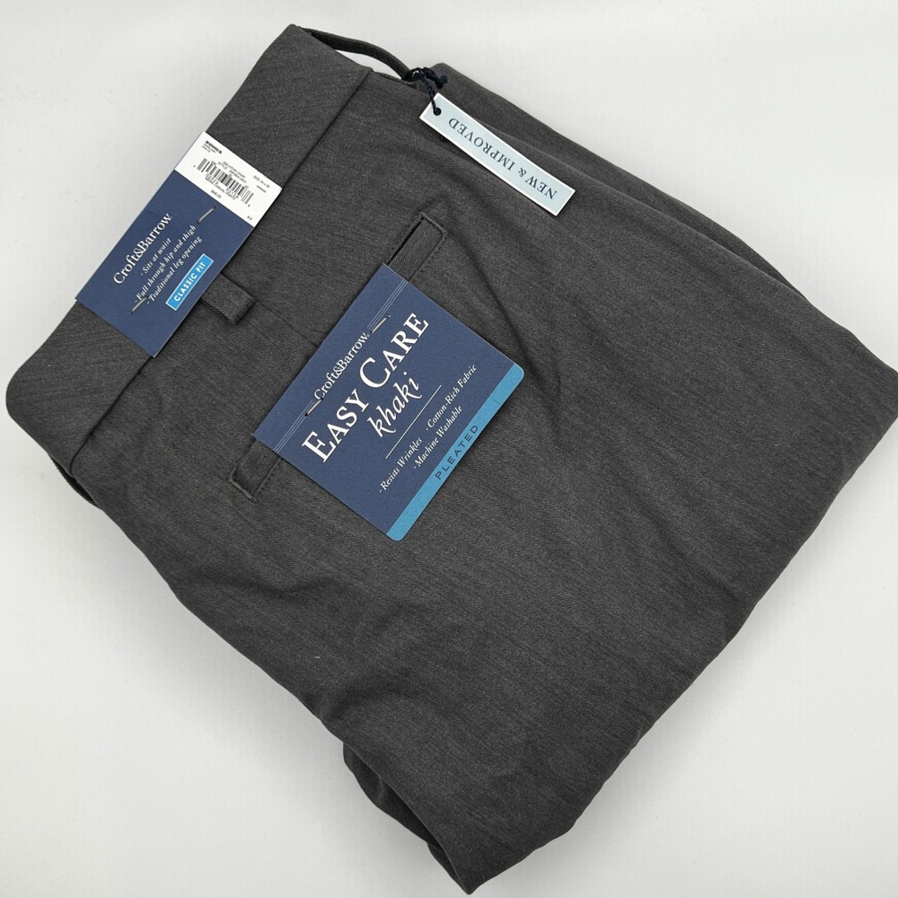Croft Barrow Khaki Pants Mens 34x30 Easy Care Gray Pleated Classic Fit NEW